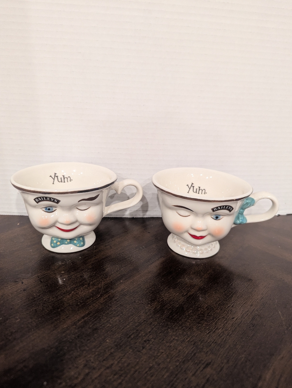 Baileys Whimsical  Winky Eyes Face Mugs Set 1996